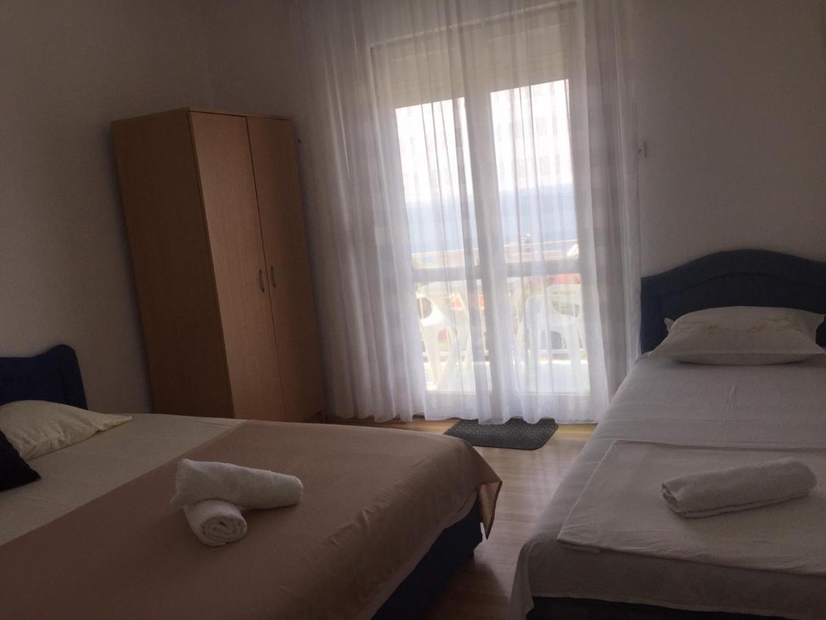 Em Apartments 울친 외부 사진